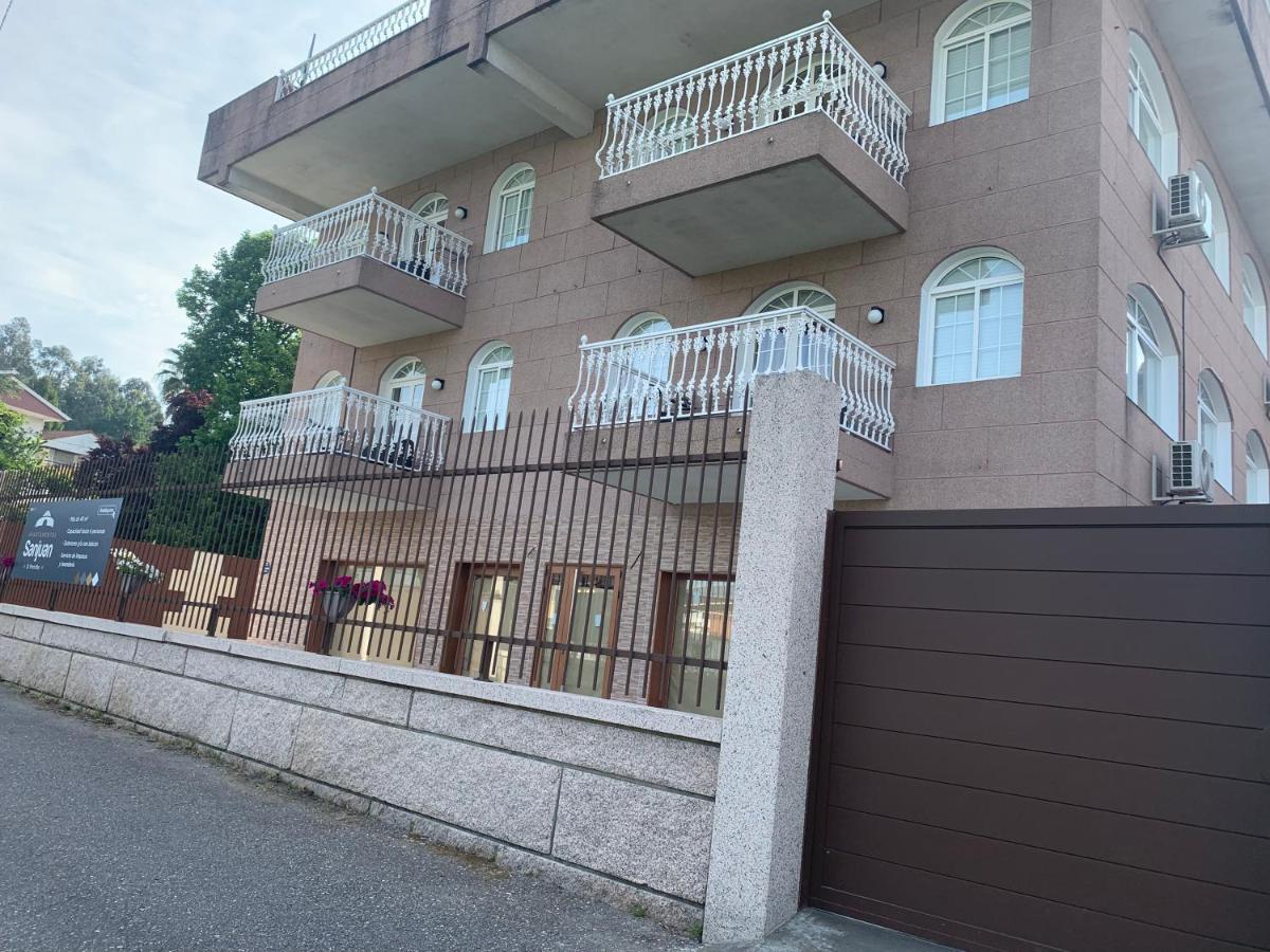Apartamentos Sanjuan Porriño Exteriör bild